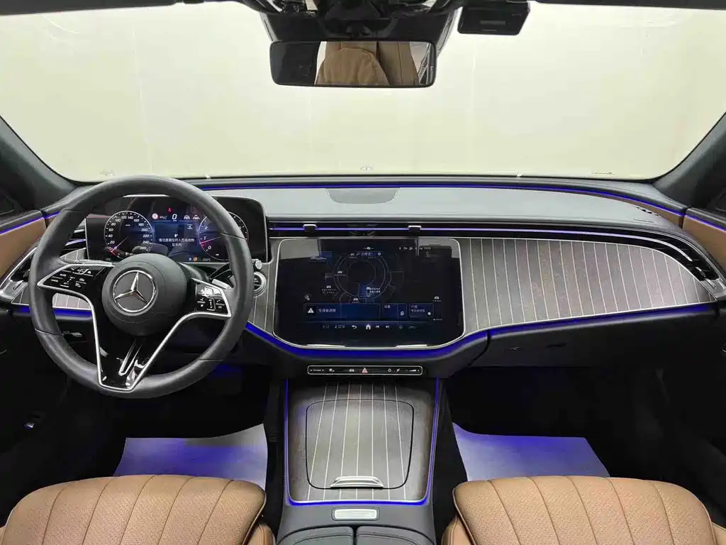 Mercedes-Benz E-Class — миниатюра 15