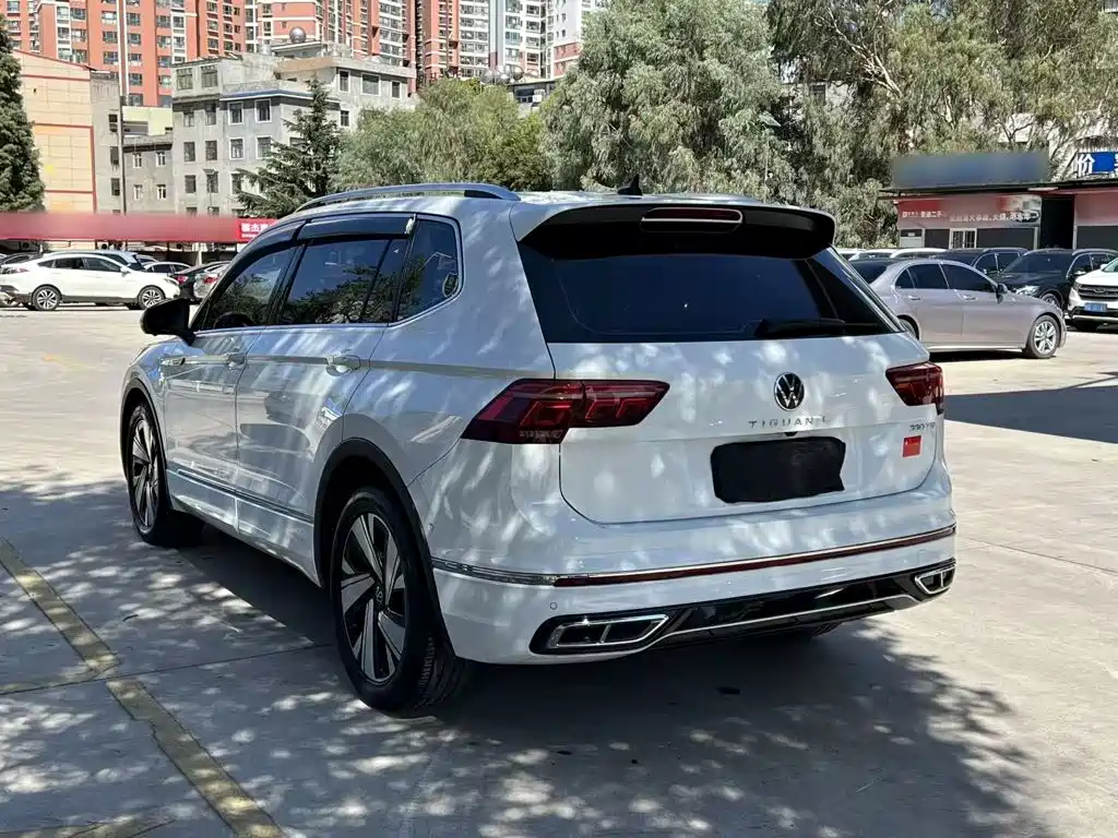 Volkswagen Tiguan L — миниатюра 5