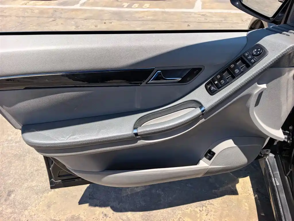 Mercedes-Benz R 2010 R 350 L 4MATIC