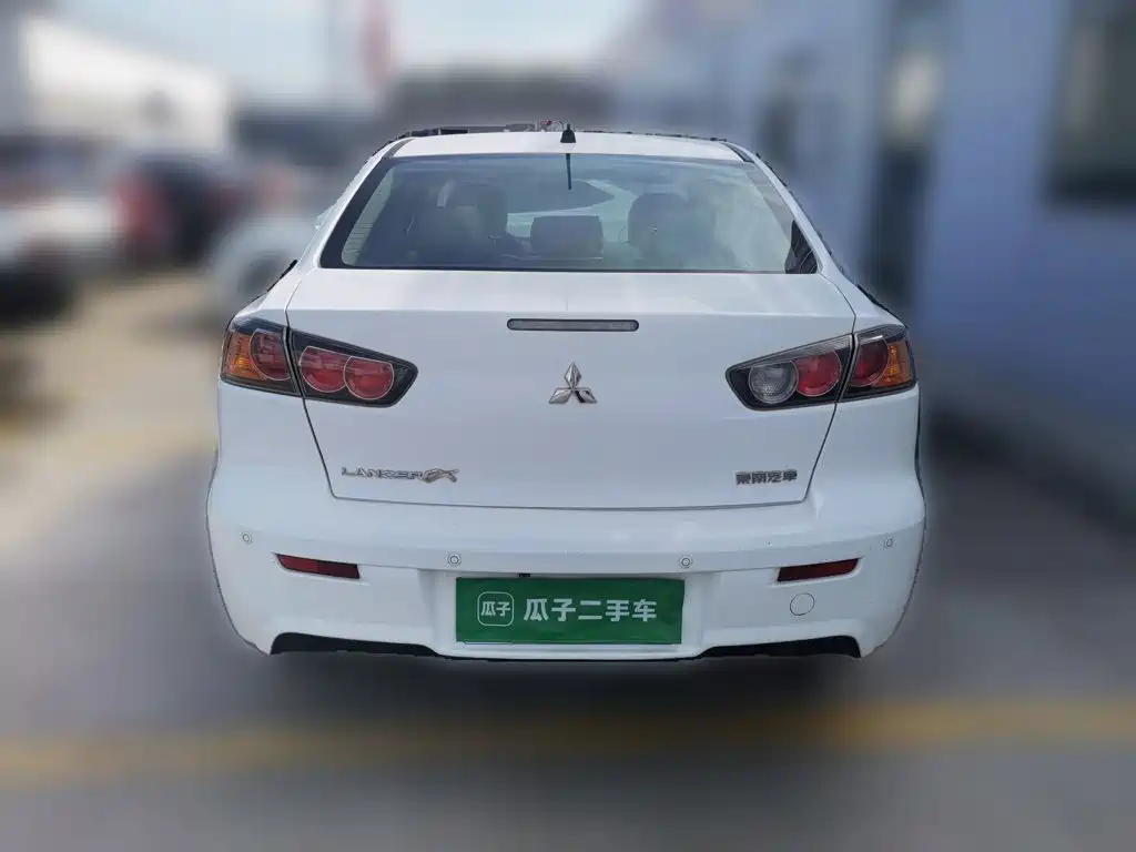 Mitsubishi Lancer EX — миниатюра 4