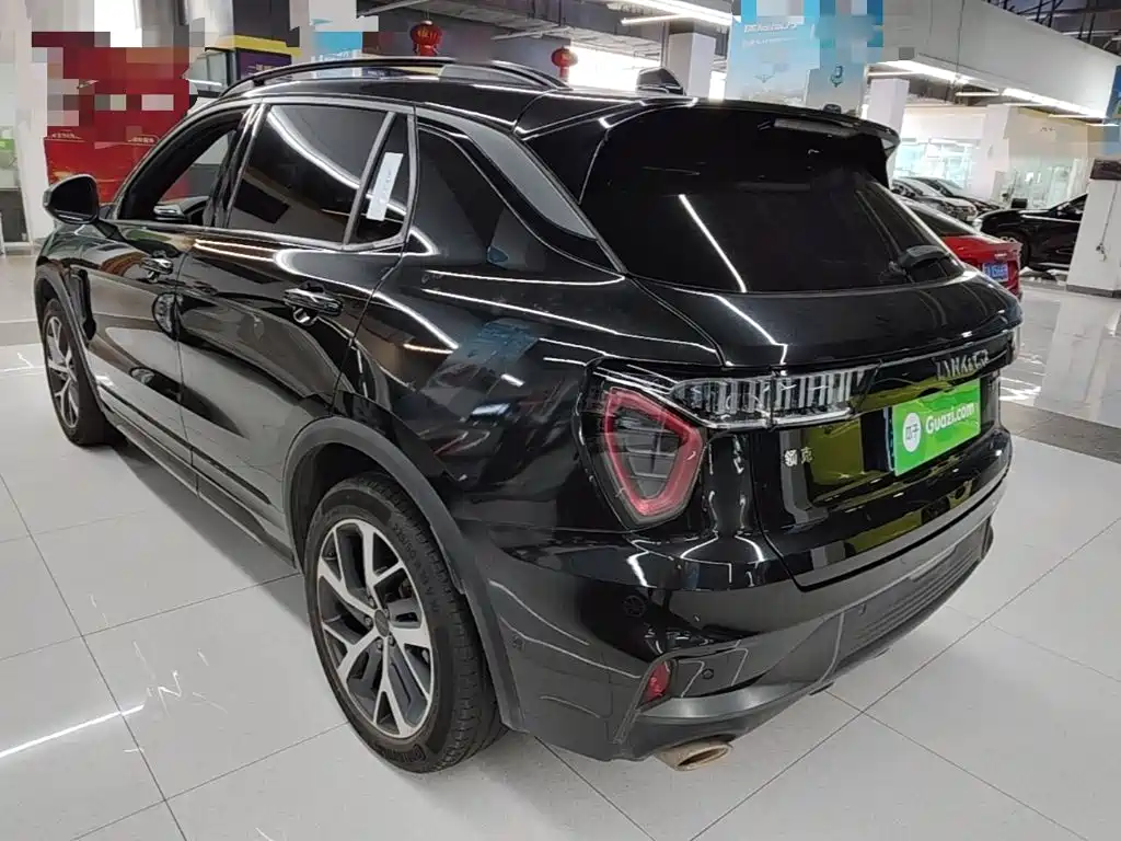 Lynk & Co 01 — миниатюра 5