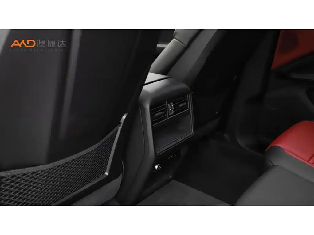 Porsche Cayenne — миниатюра 9