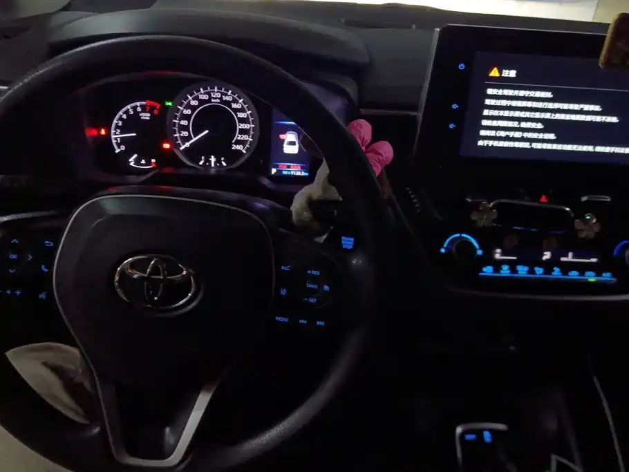 Toyota Corolla — миниатюра 12