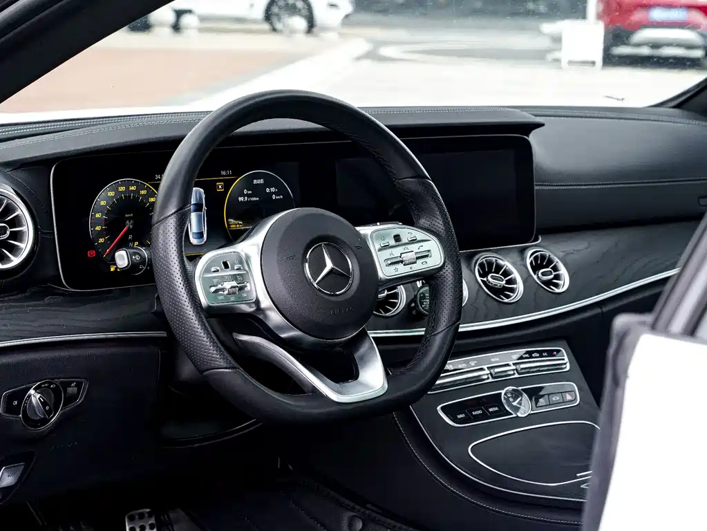 Mercedes-Benz E-Class E 2019 E 200 4MATIC