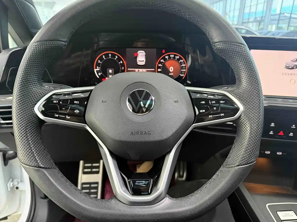 Volkswagen Golf — миниатюра 13