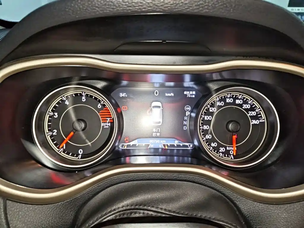 Jeep Cherokee — миниатюра 12