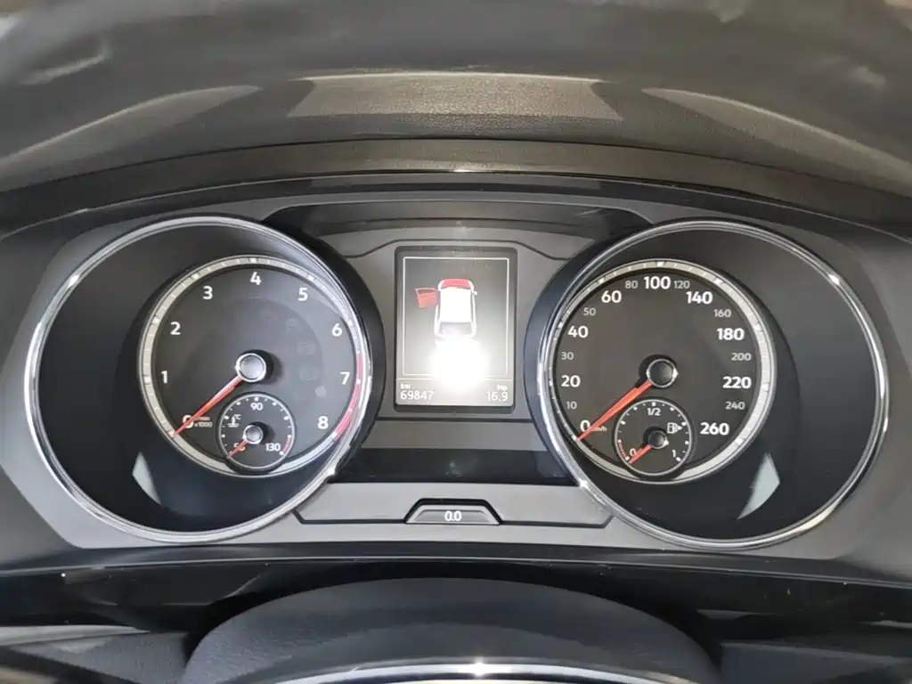 Volkswagen Tiguan L — миниатюра 12