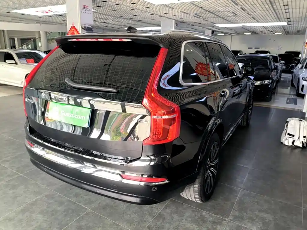 Volvo XC90 2024 B5 Luxury 7 мест
