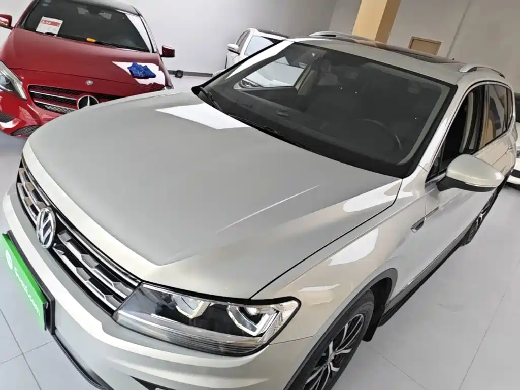 Volkswagen Tiguan L — миниатюра 2
