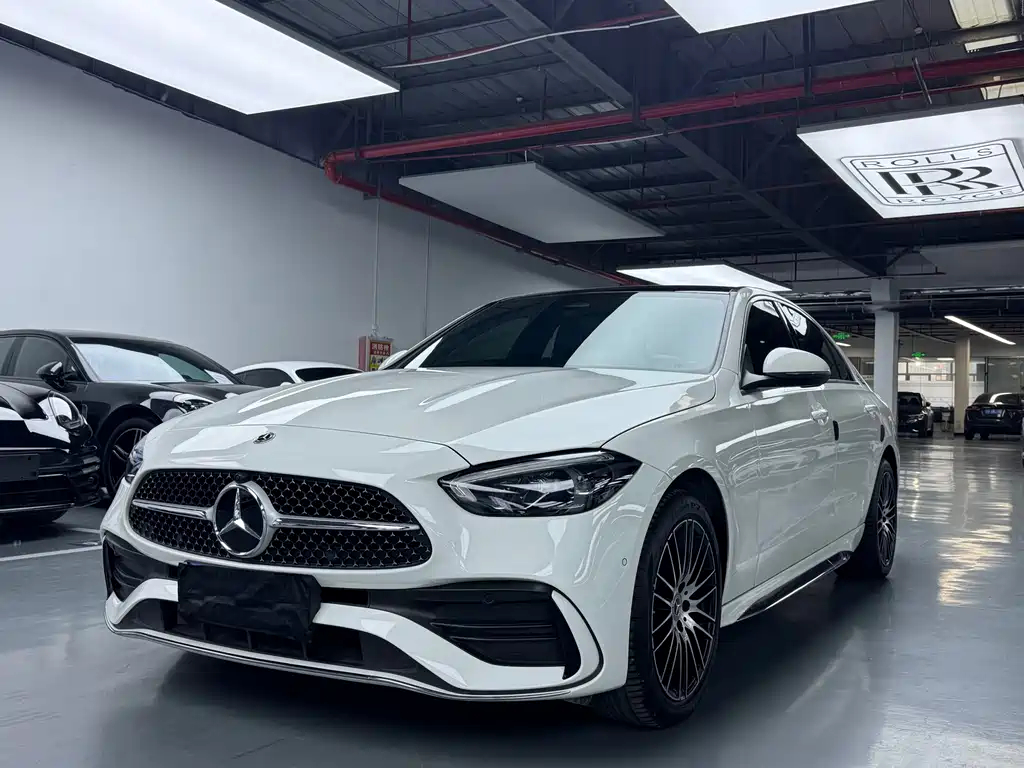 Mercedes-Benz C-Class 2024