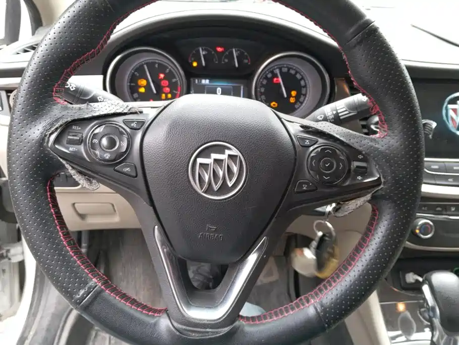 Buick Verano — миниатюра 15