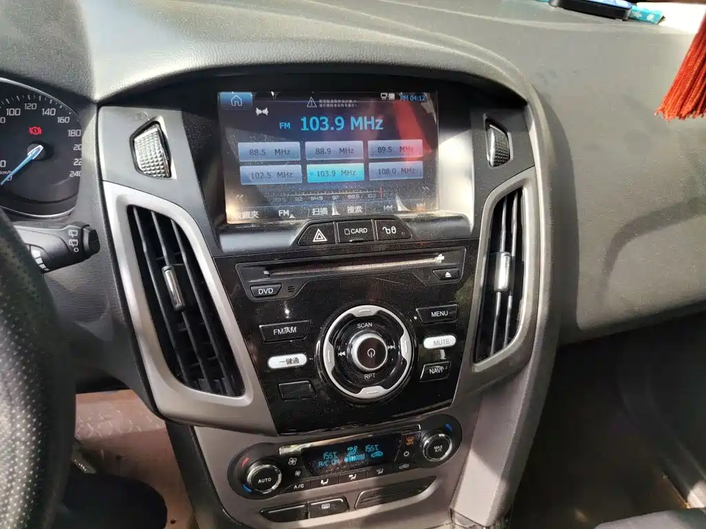 Ford Focus — миниатюра 10
