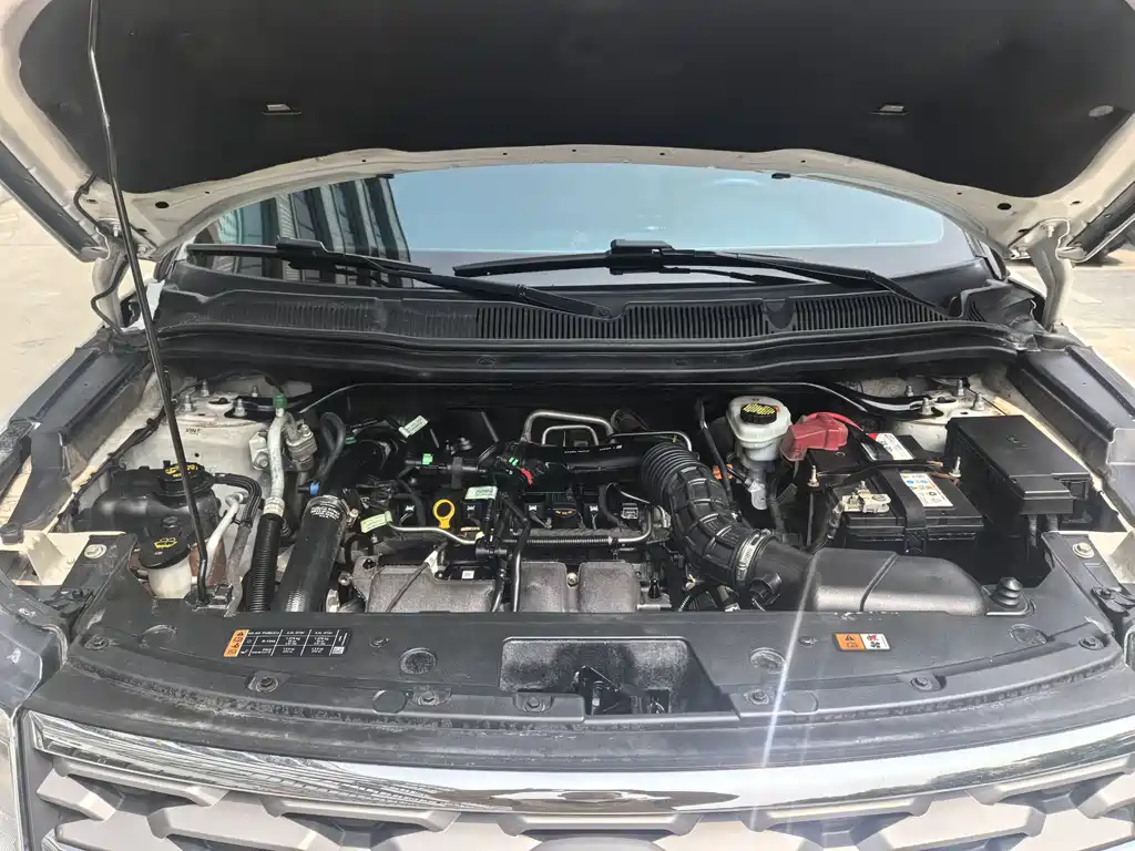 Ford Explorer (Import) - фото 28