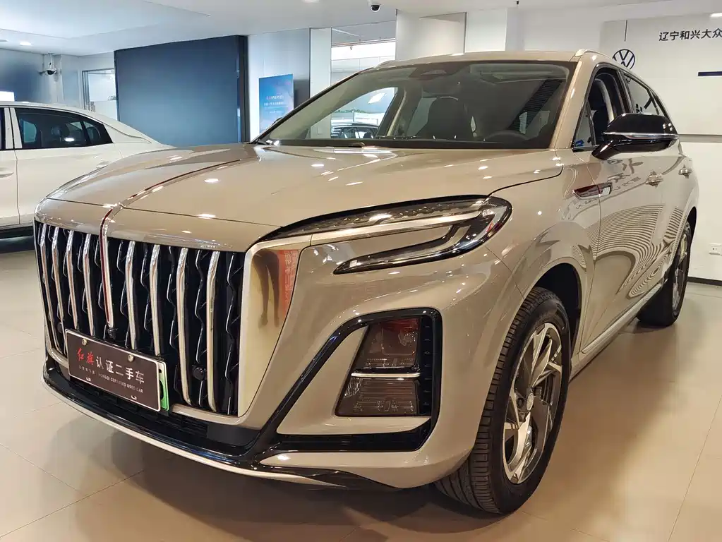 RED FLAG HONGQI HS3 PHEV