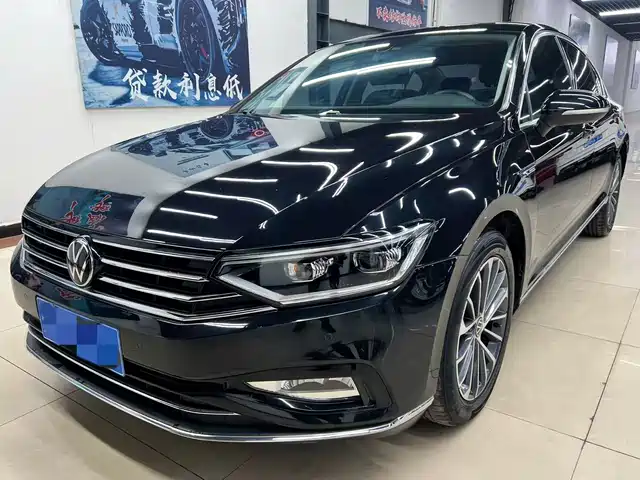 VOLKSWAGEN MAGOTAN 2021