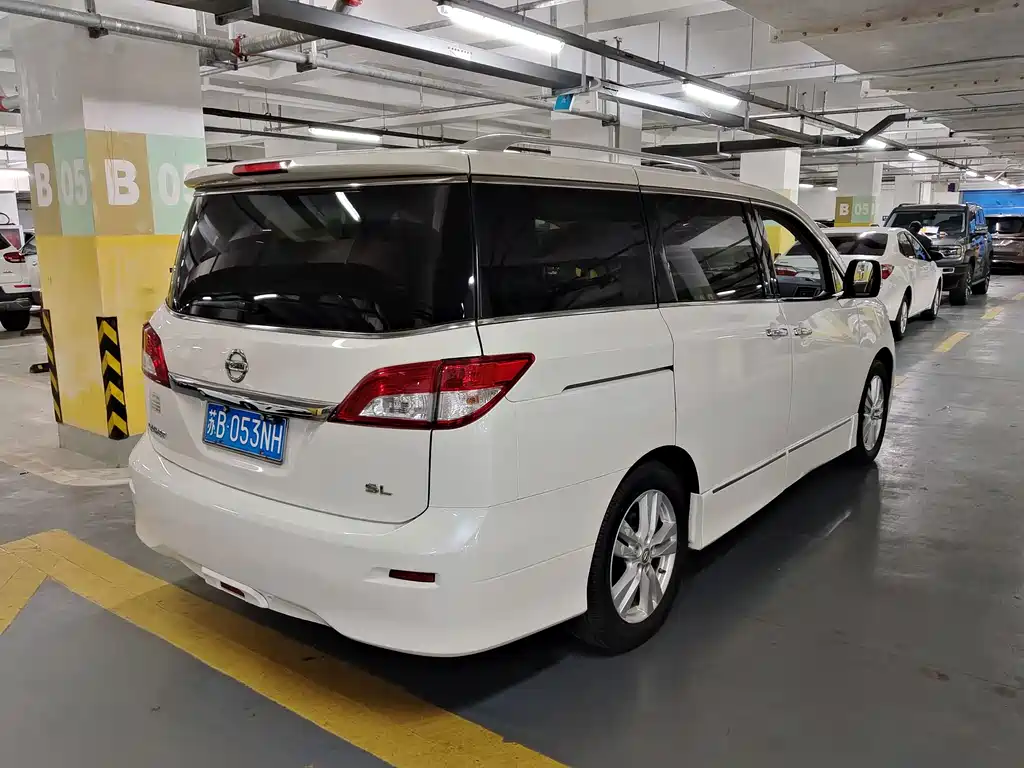 Nissan Quest — миниатюра 6