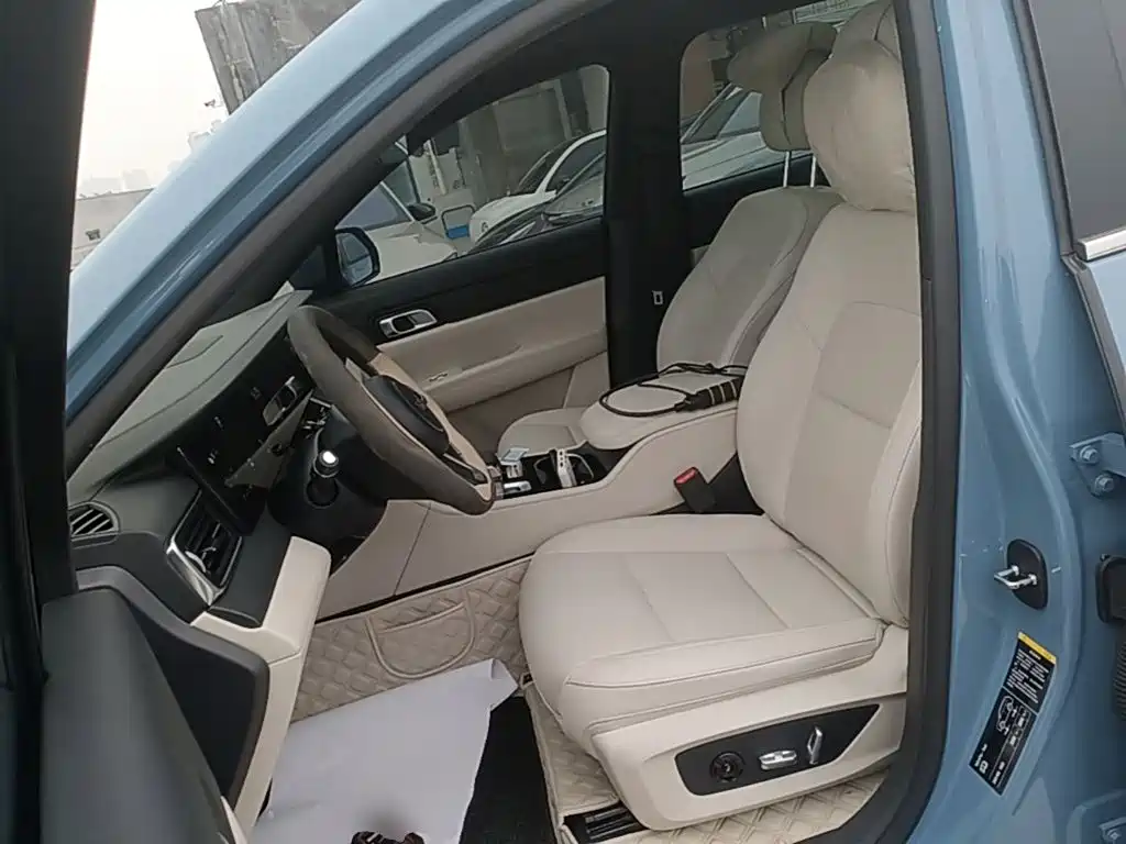 Li Auto Li ONE — миниатюра 15