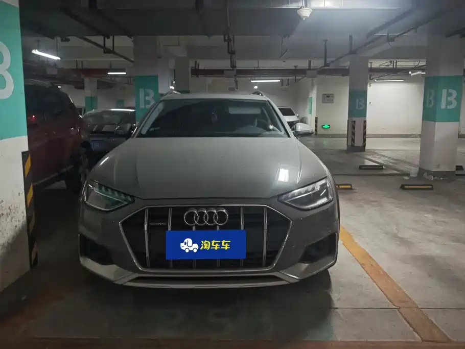 Audi A4 (Import)