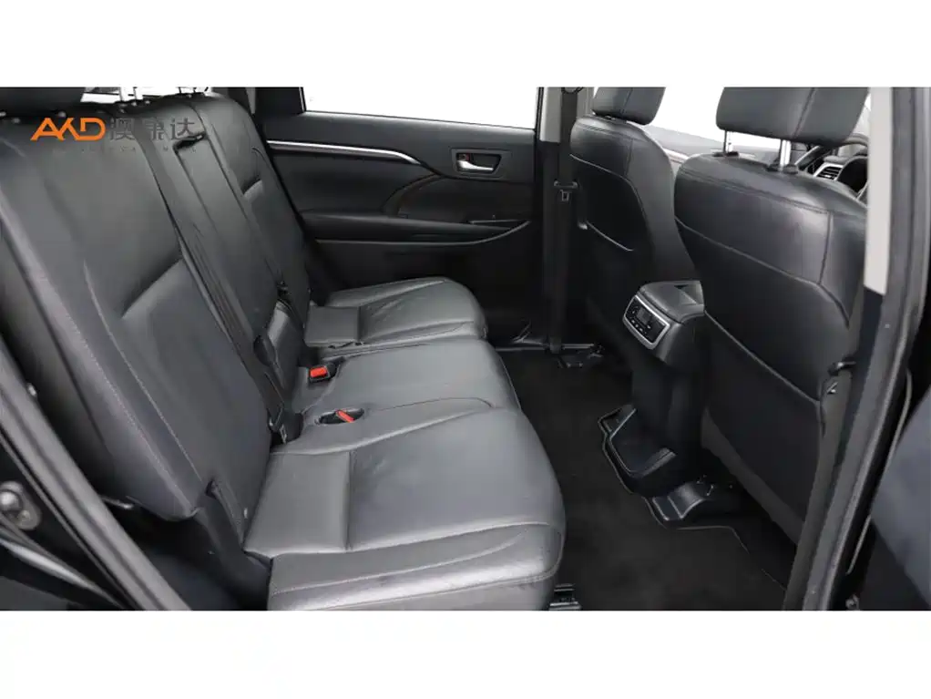 Toyota Highlander — миниатюра 8