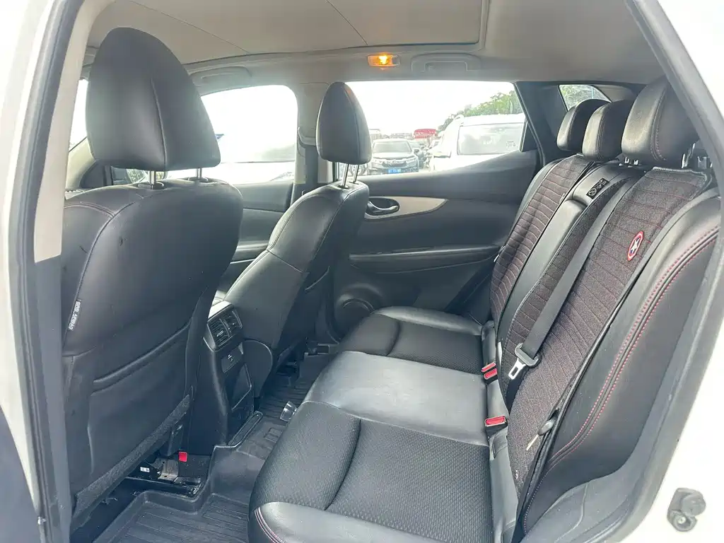 Nissan Qashqai — миниатюра 3
