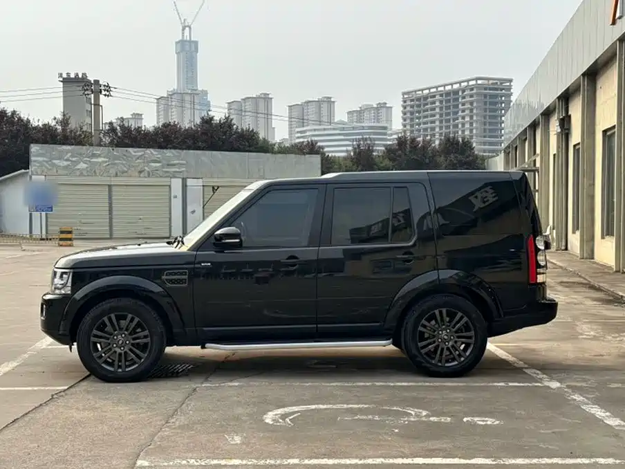 Land Rover Discovery — миниатюра 12