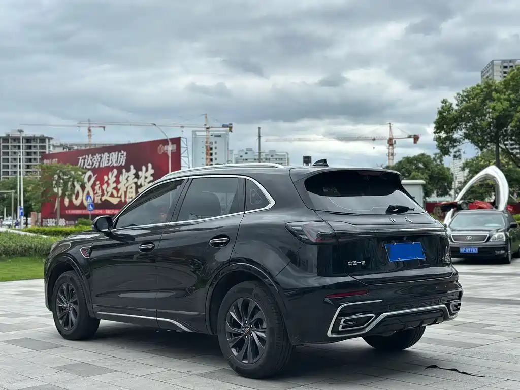 Hongqi Hongqi HS5 — миниатюра 4