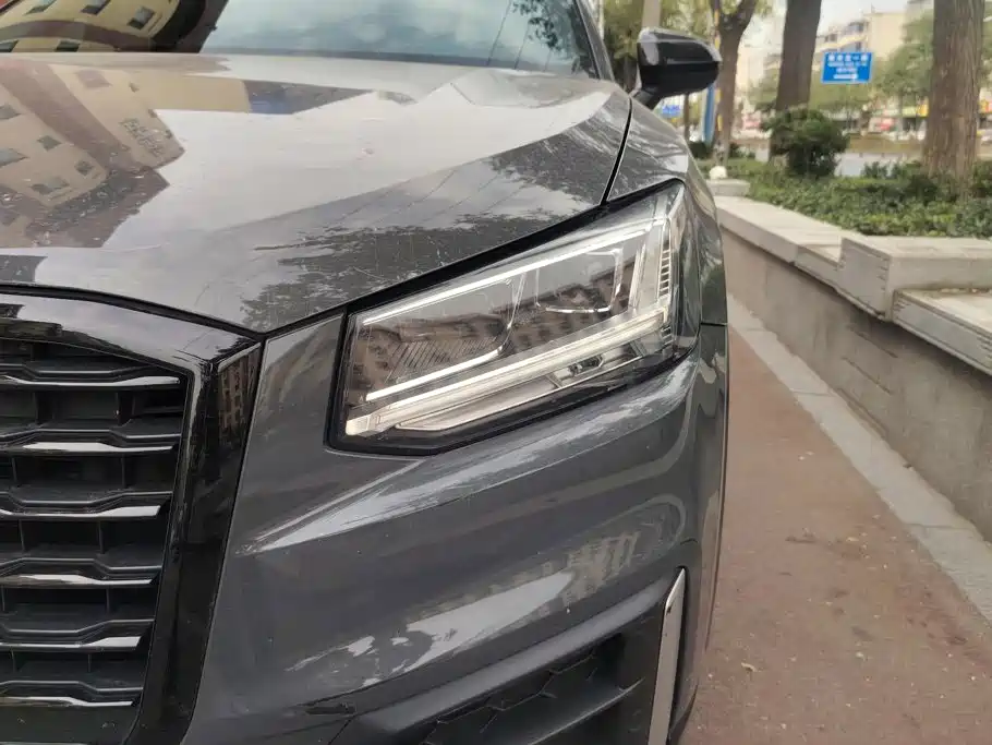 Audi Q2L — миниатюра 5
