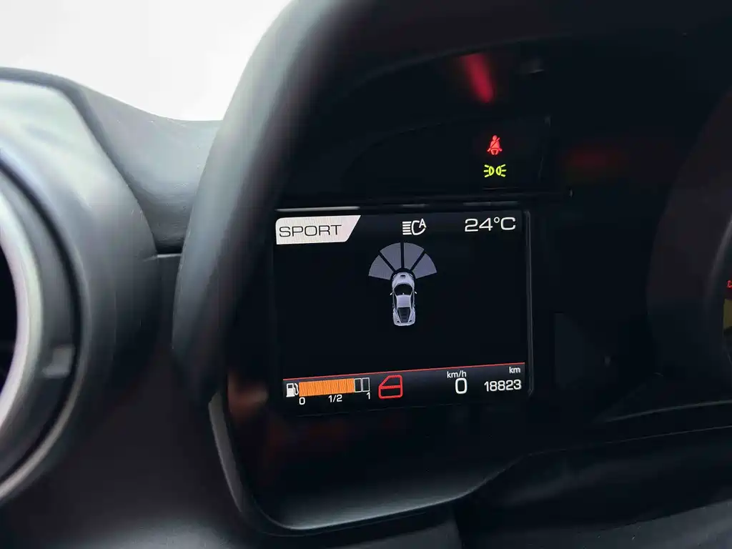 Ferrari F8 — миниатюра 20