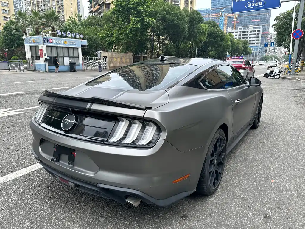 Ford Mustang 2022 2.3T EcoBoost