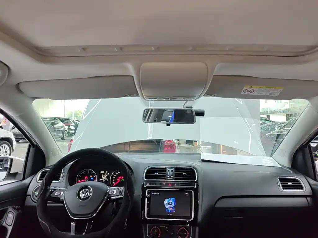 Volkswagen Polo — миниатюра 18