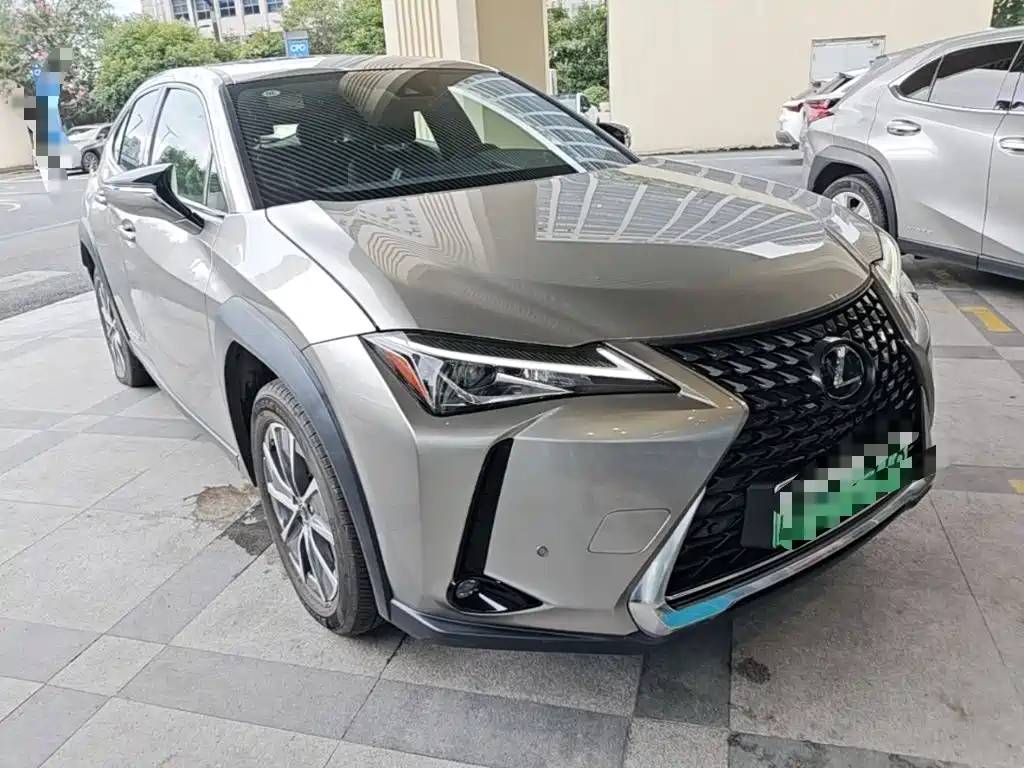 Lexus UX New Energy — миниатюра 6