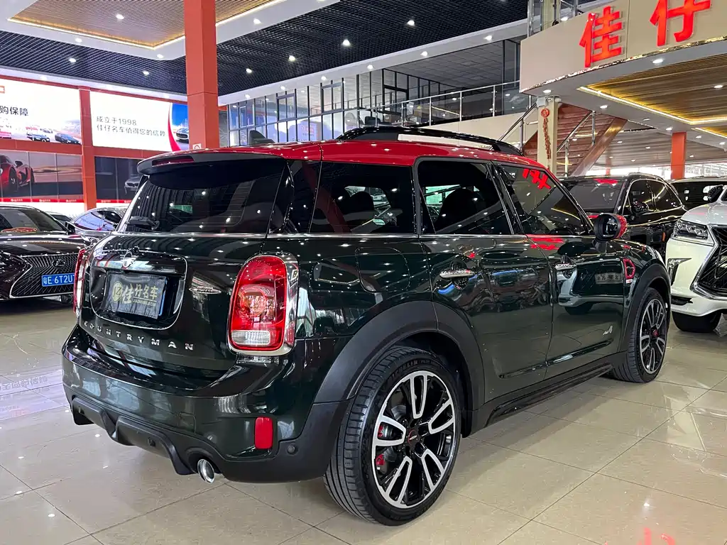 MINI JCW COUNTRYMAN