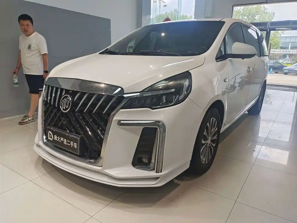 2021 Buick GL8 - zdjęcie 1 z 12
