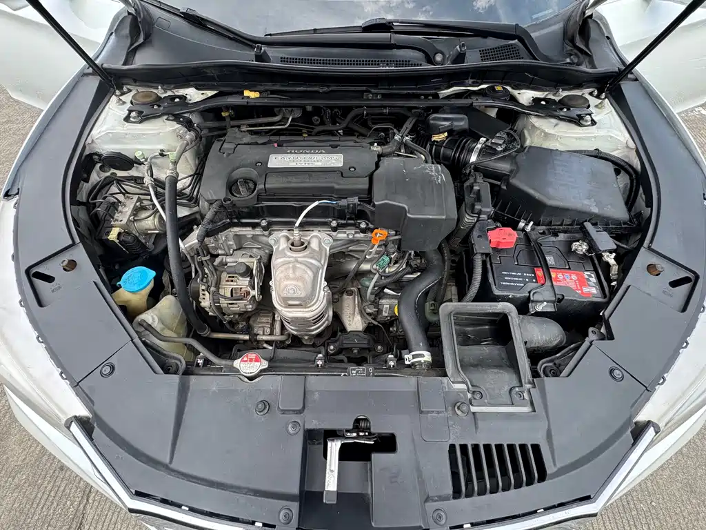 Honda Accord — миниатюра 15