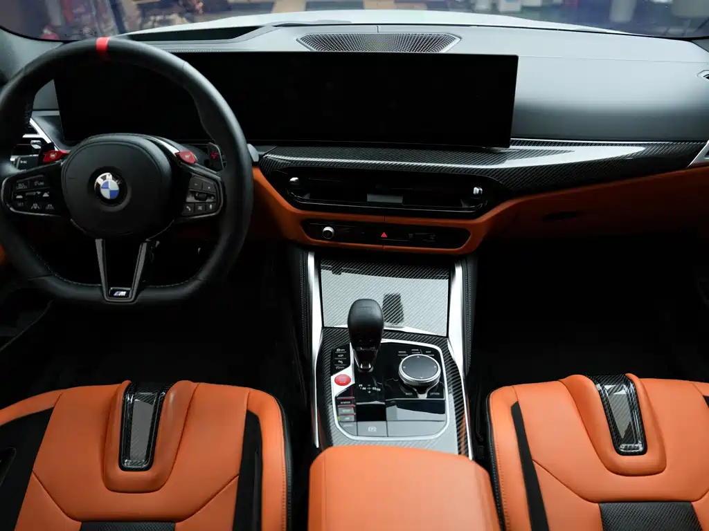 BMW M4 — миниатюра 12