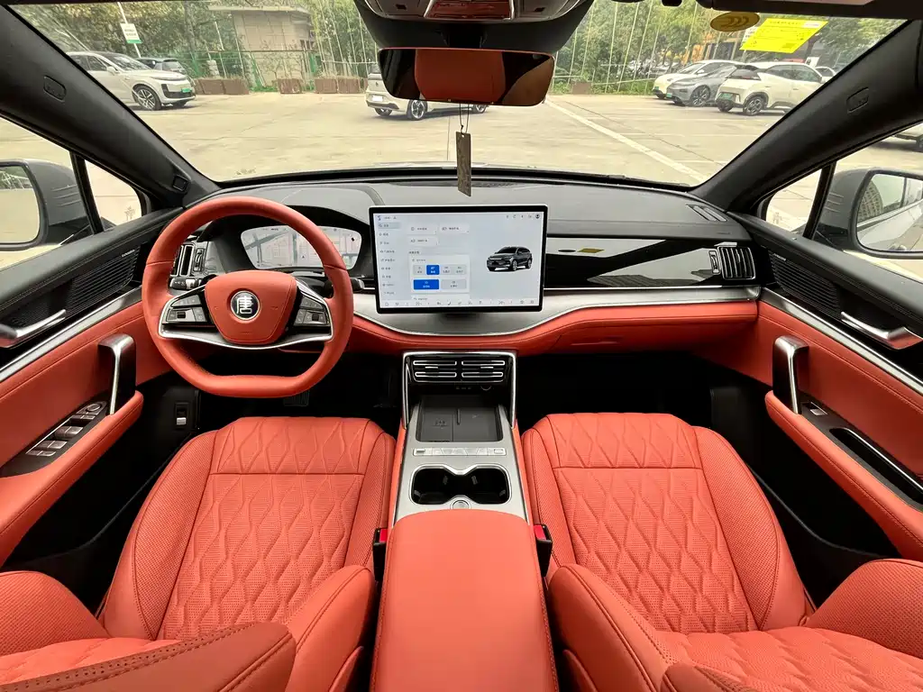 BYD Tang New Energy — миниатюра 9