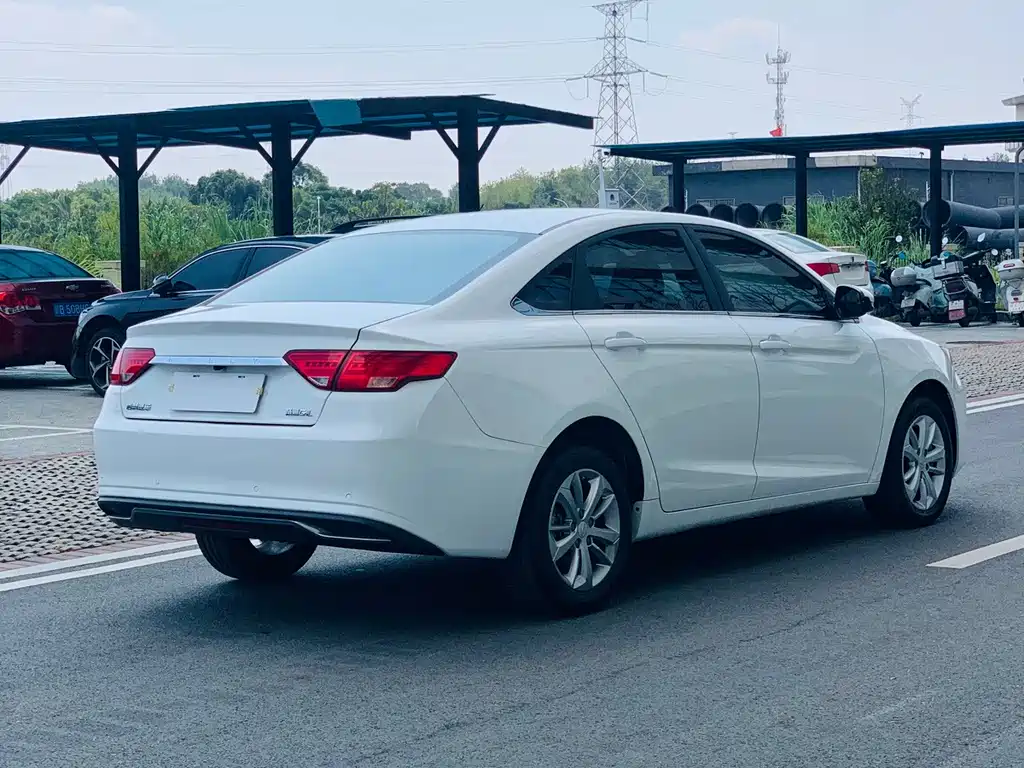 Geely Emgrand GL — миниатюра 7