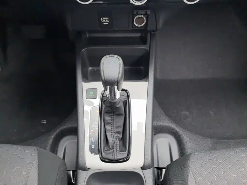 Honda Fit — миниатюра 13
