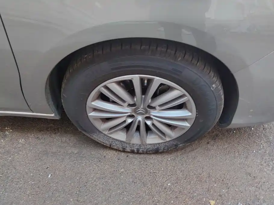 Citroen C4L — миниатюра 6