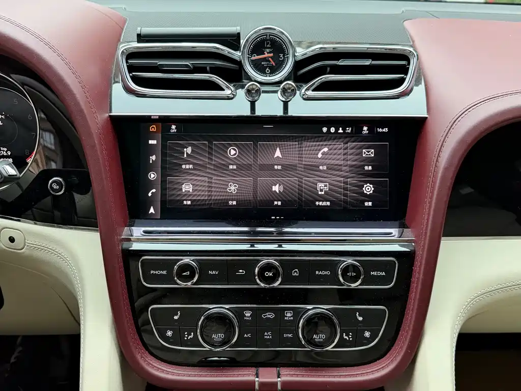 Bentley Bentayga — миниатюра 18
