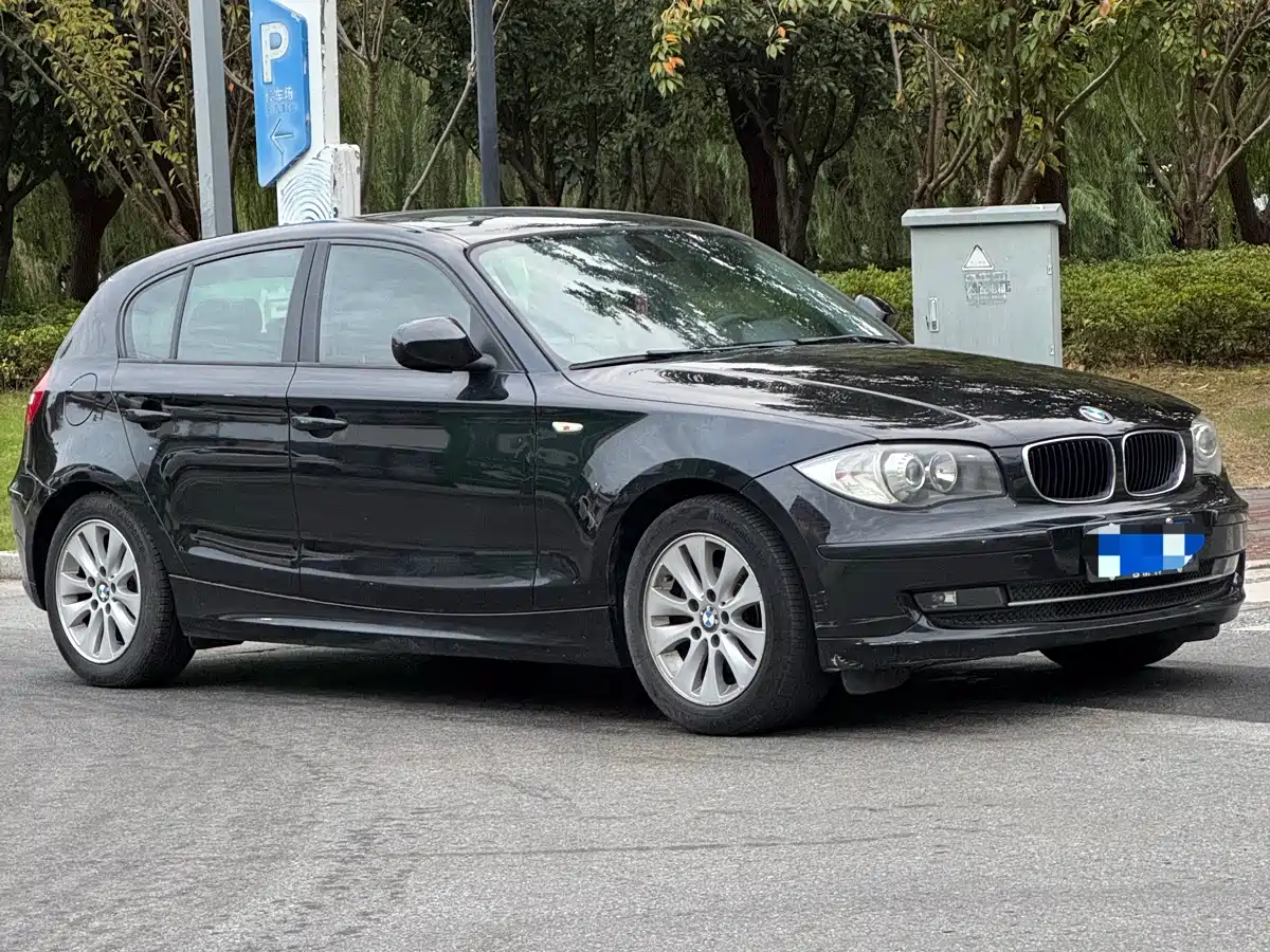 BMW 1 Series (Import)