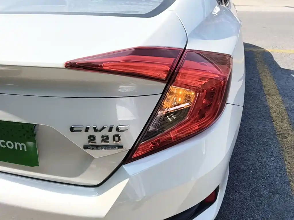 Honda Civic 2019 180TURBO CVT VI
