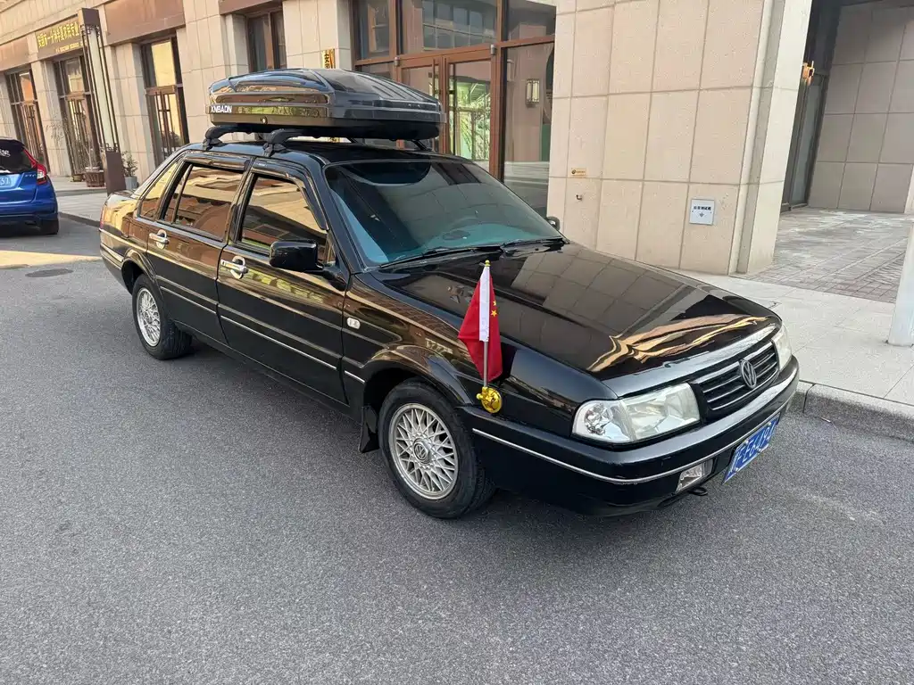 Volkswagen Santana 2000 — миниатюра 3