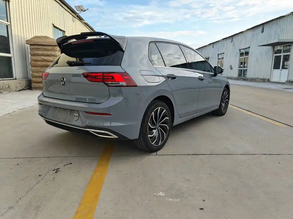 Volkswagen Golf — миниатюра 8