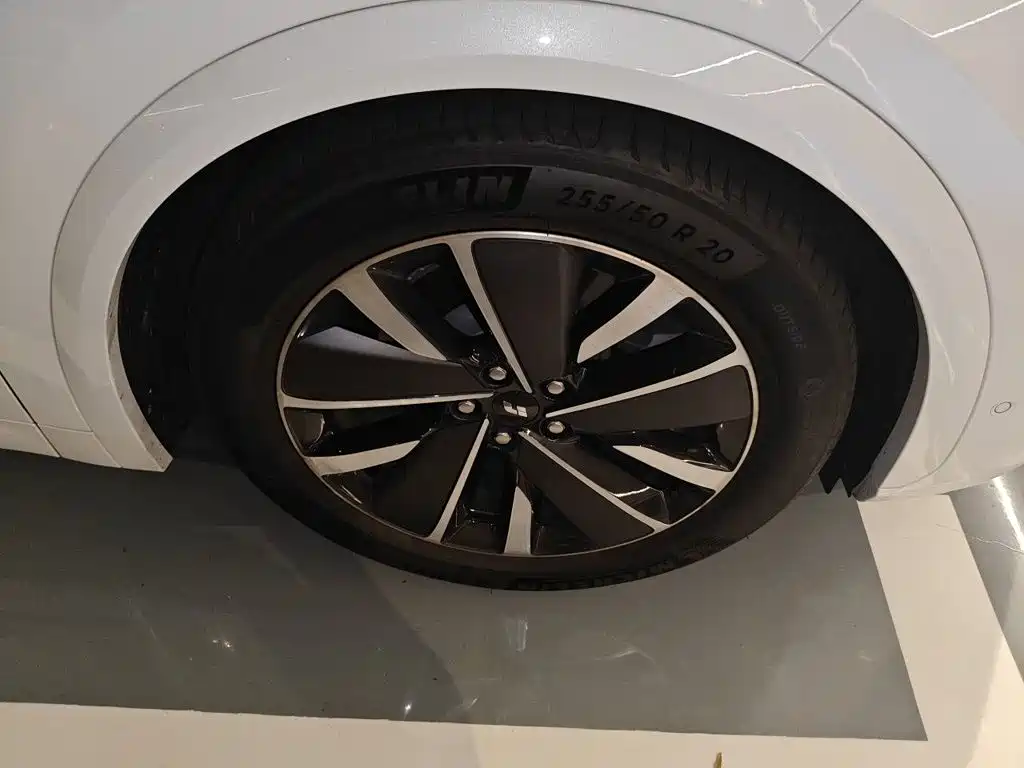 Li Auto Li L7 — миниатюра 22