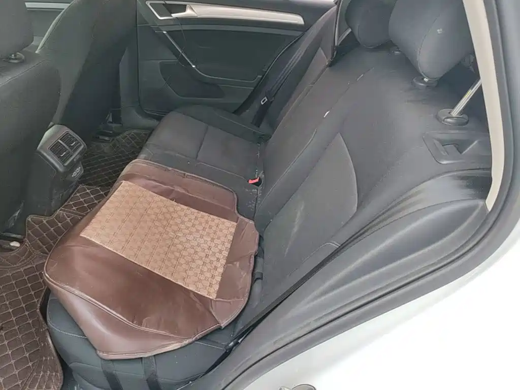 Volkswagen Golf — миниатюра 17