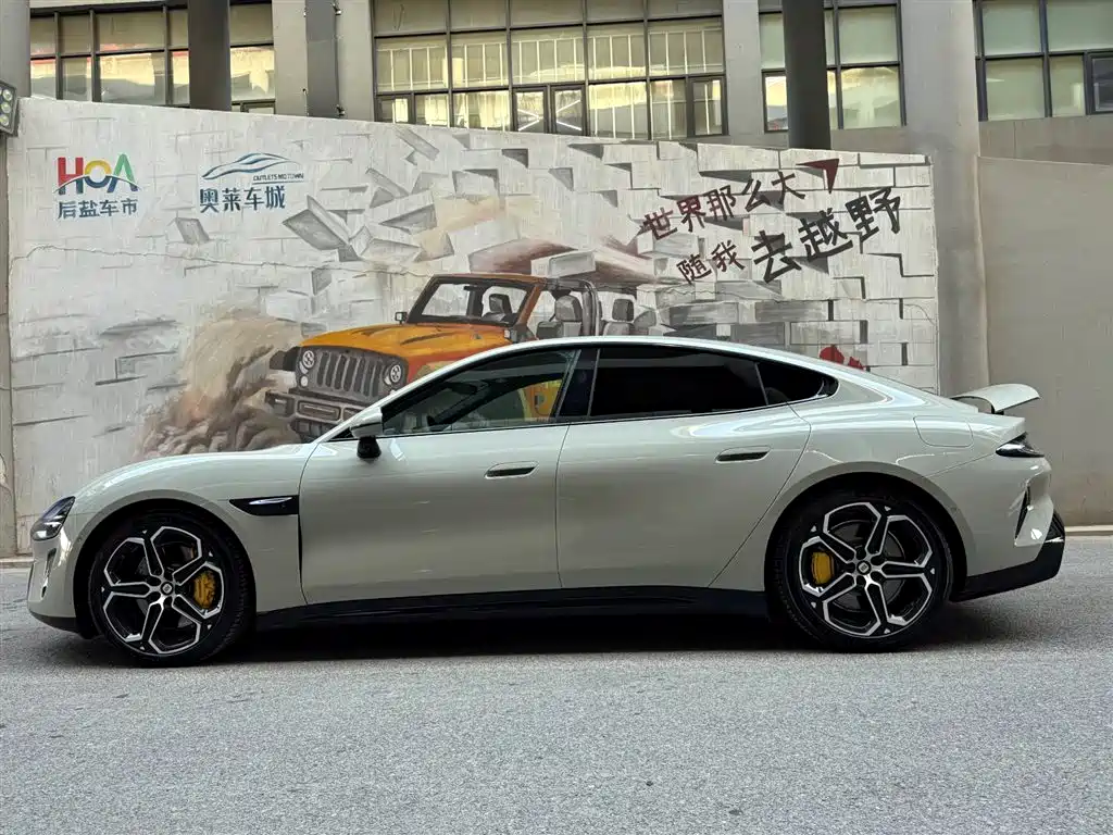 XIAOMI CAR XIAOMI SU7