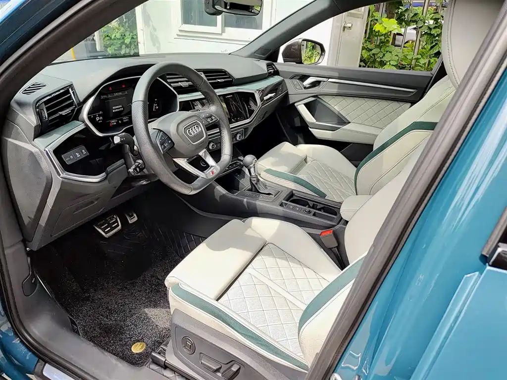 Audi Q3 Sportback 2024 45 TFSI quattro
