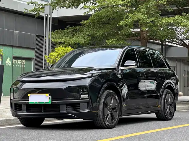 IDEAL CAR IDEAL L8 2025