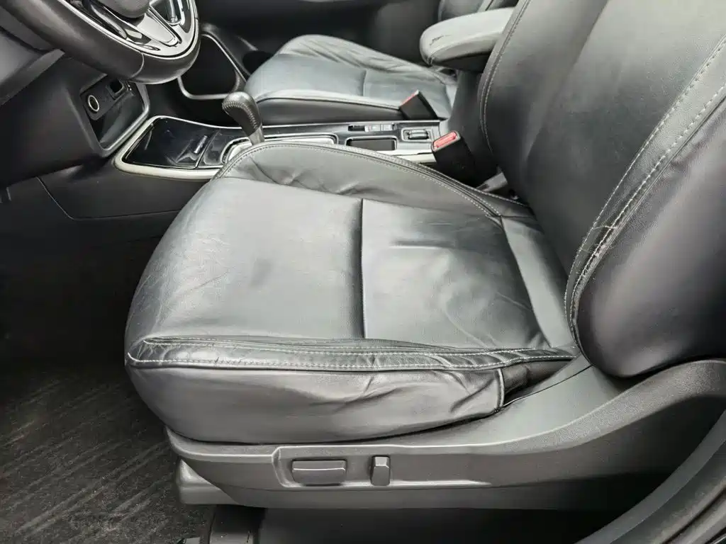 Mitsubishi Outlander — миниатюра 20